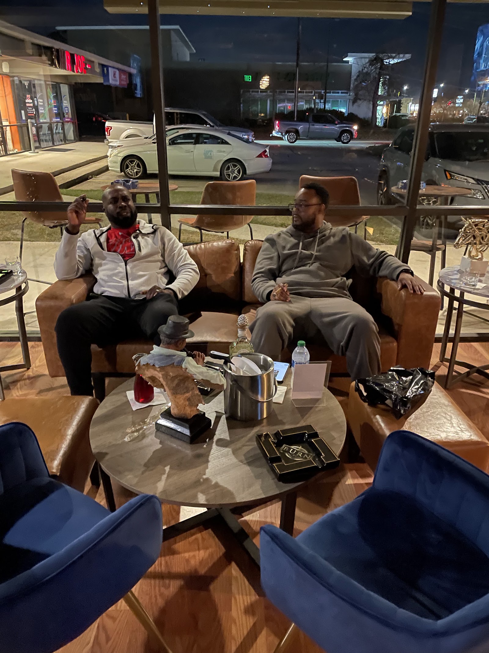 Burn Cigar Lounge photo 9