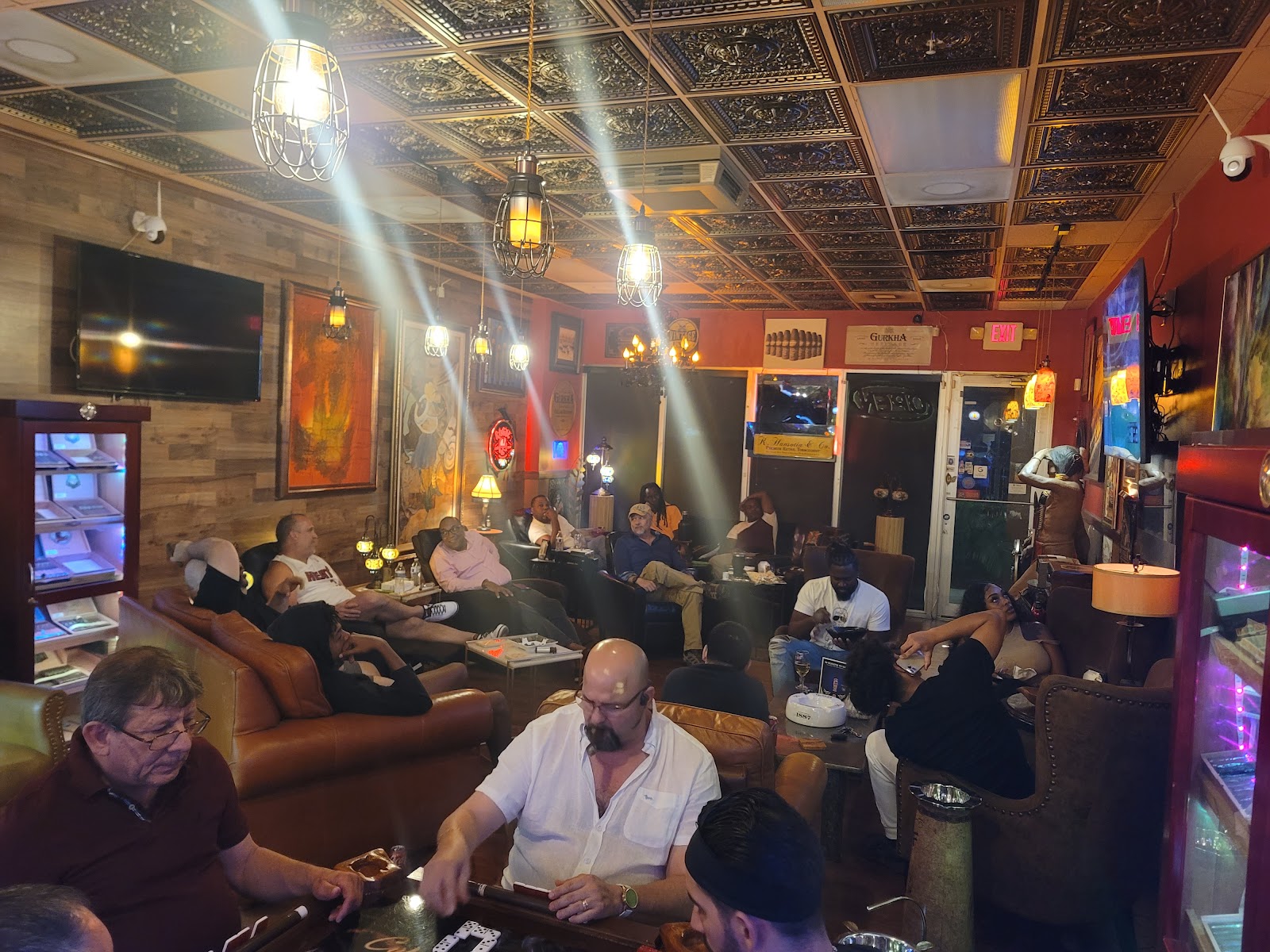 Bushara Cigar Lounge photo 3