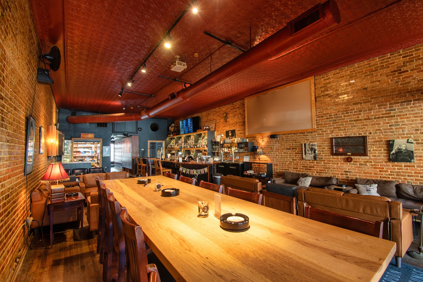 Cameroon Cigar Lounge photo 2
