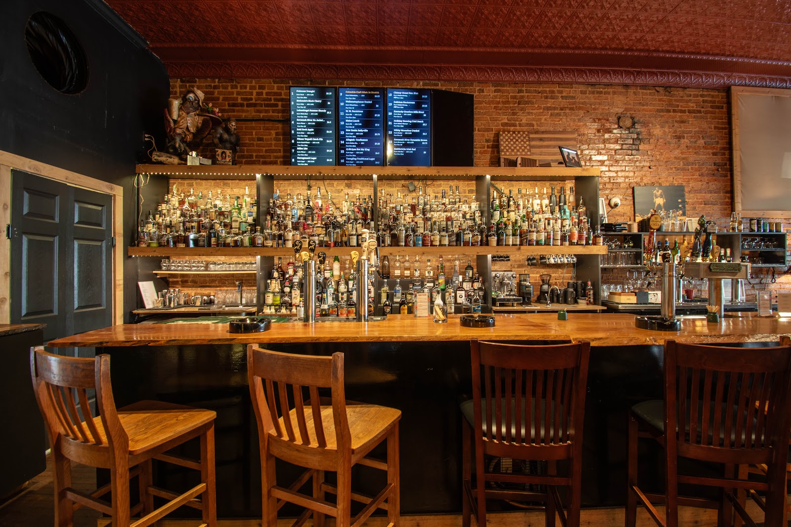 Cameroon Cigar Lounge photo 6