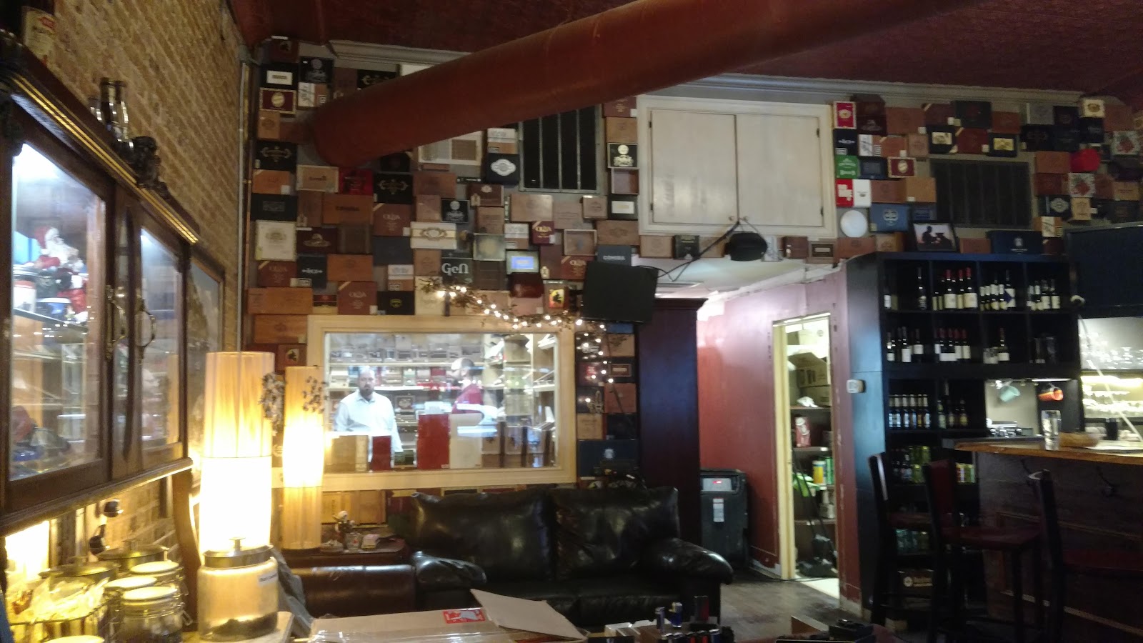 Cameroon Cigar Lounge photo 10