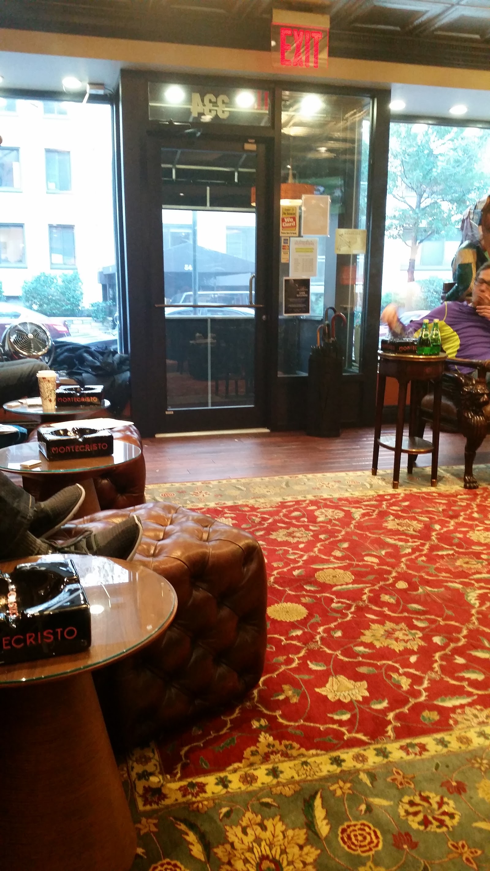 Casa de Montecristo by Cigar Inn - New York, NY (73rd St) photo 2