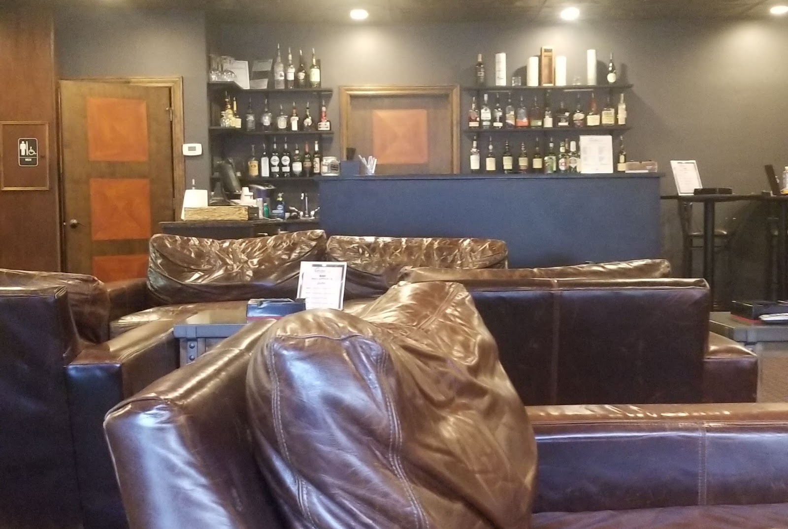 Casa de Montecristo by Serious Cigars (FM 1960) photo 10