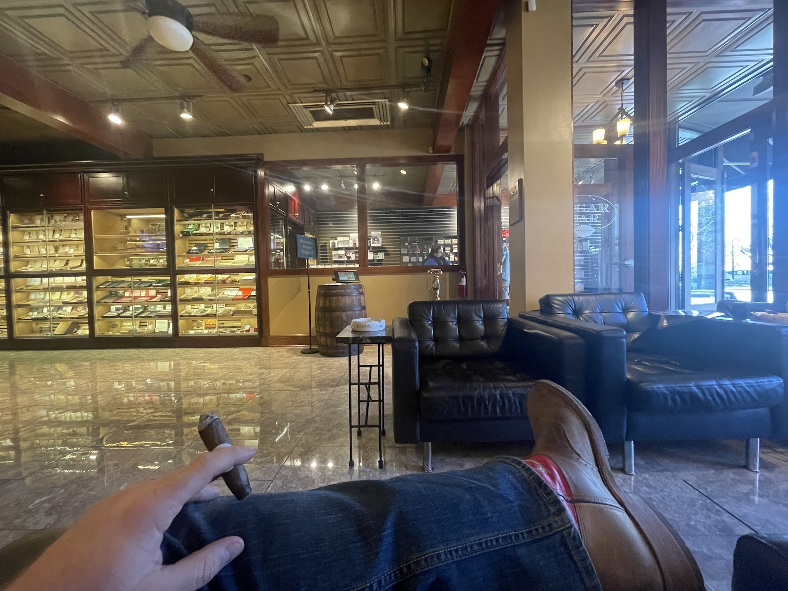 Casablanca Cigar Bar photo 8