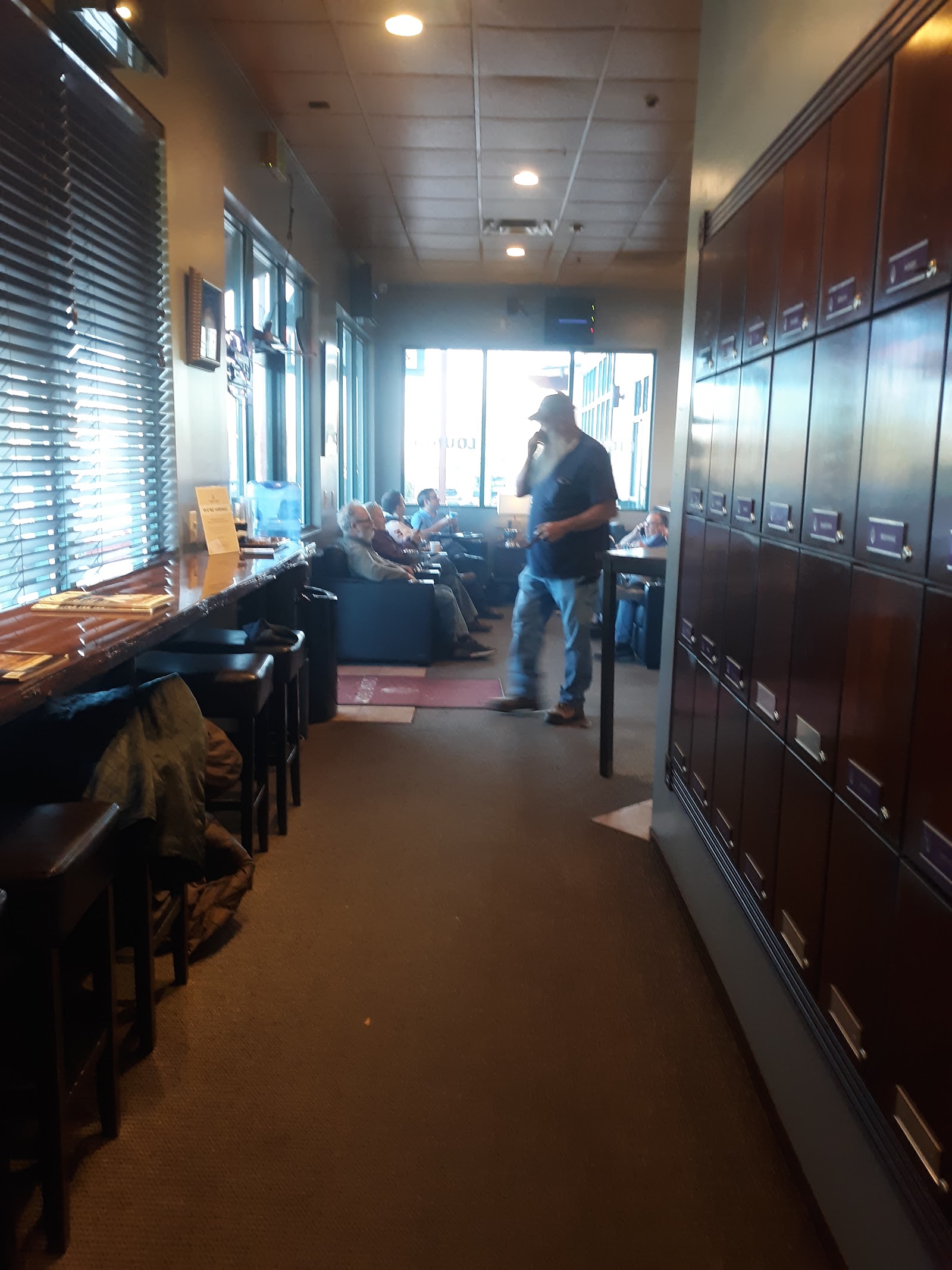 Casbar Cigar Lafayette photo 10