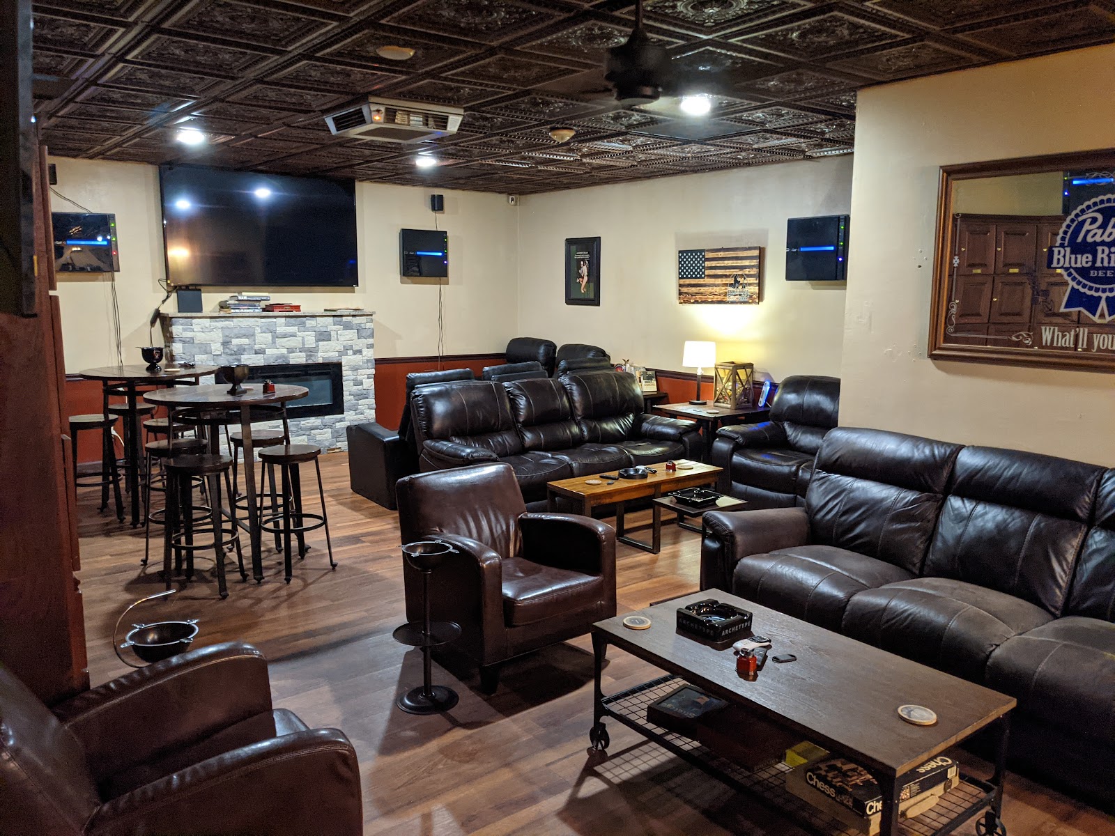 Casbar Cigar Parker photo 2