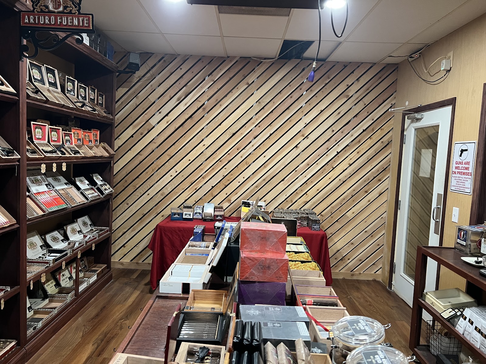 Casbar Cigar Parker photo 7