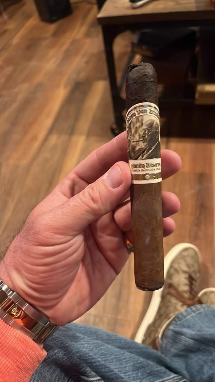 Casbar Cigar Parker photo 9