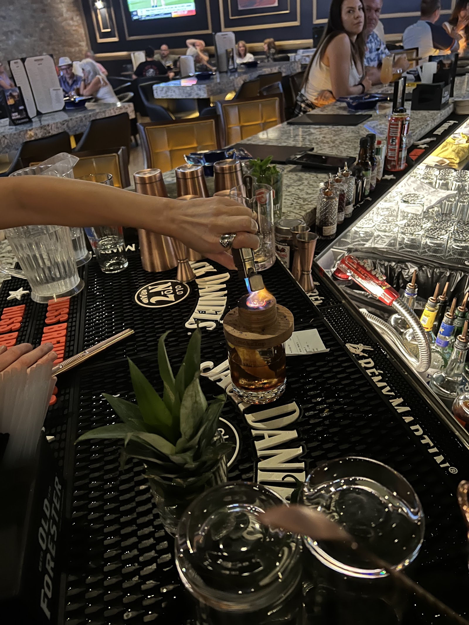 Castro's Cigar Bar, LLC photo 10
