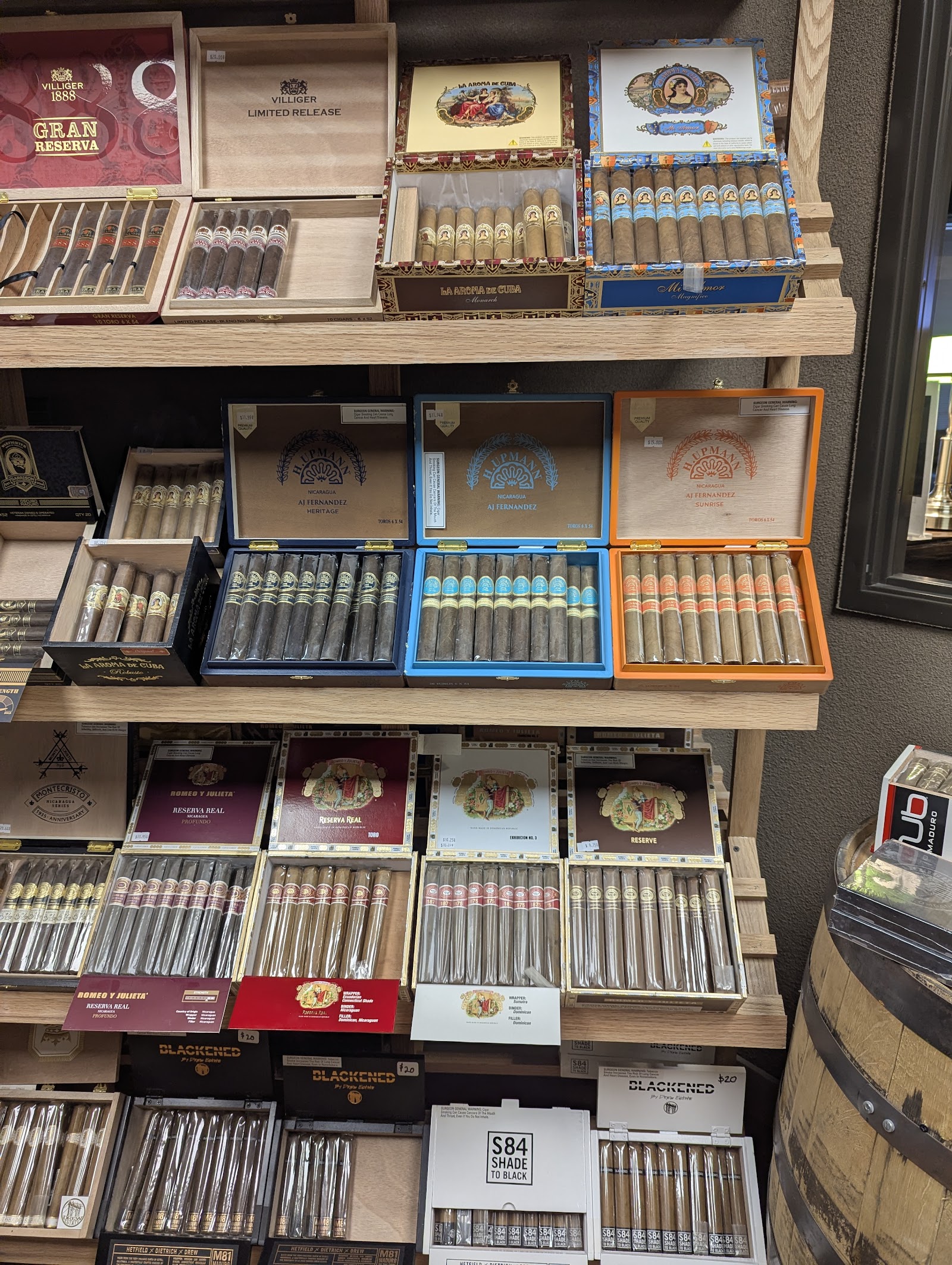 Catalina Cigar Company LLC photo 7