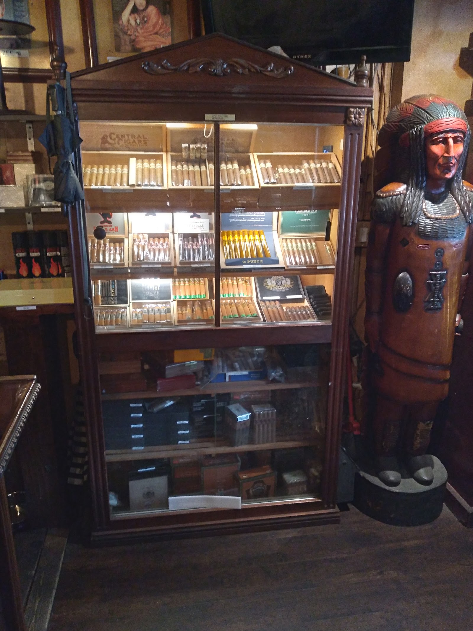 Central Cigars photo 10