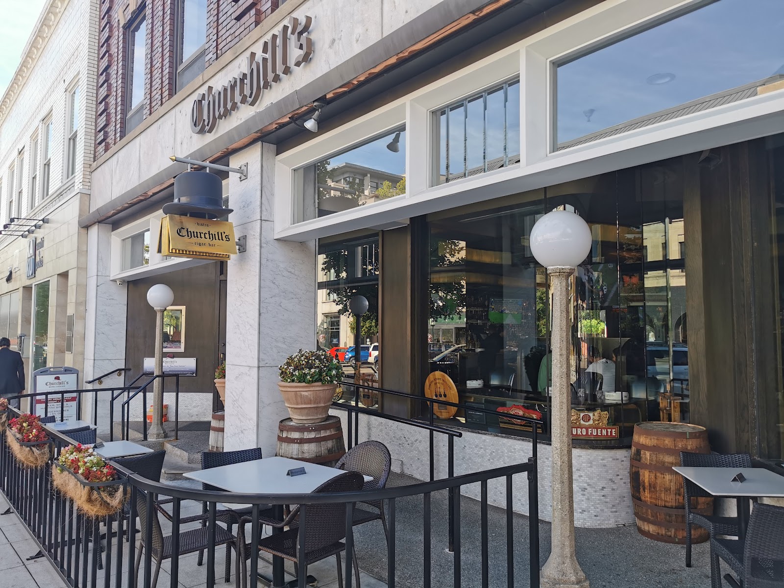 Churchill's Bistro & Cigar Bar (HQ)
