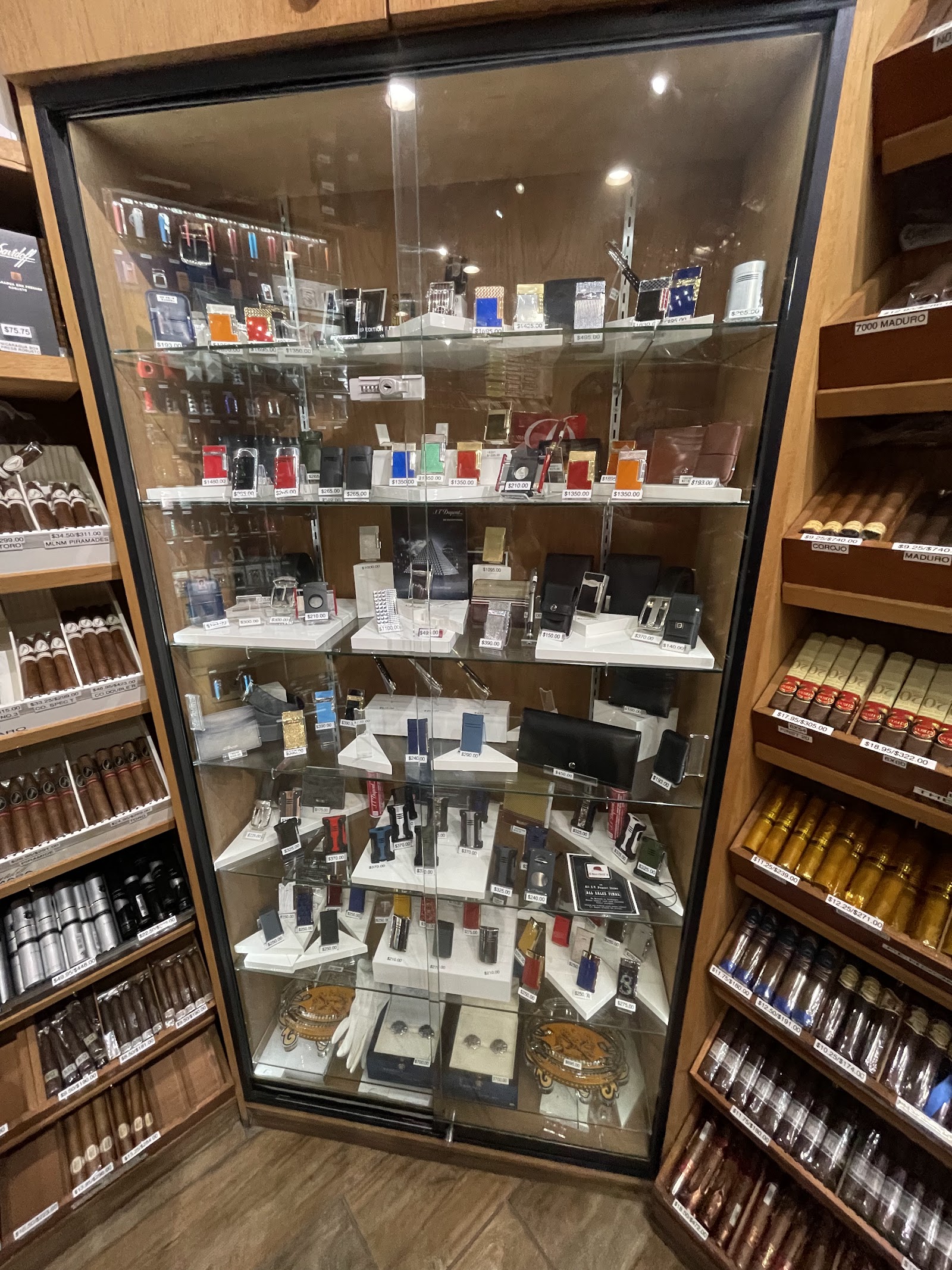 Churchill's Bistro & Cigar Bar (HQ) photo 4