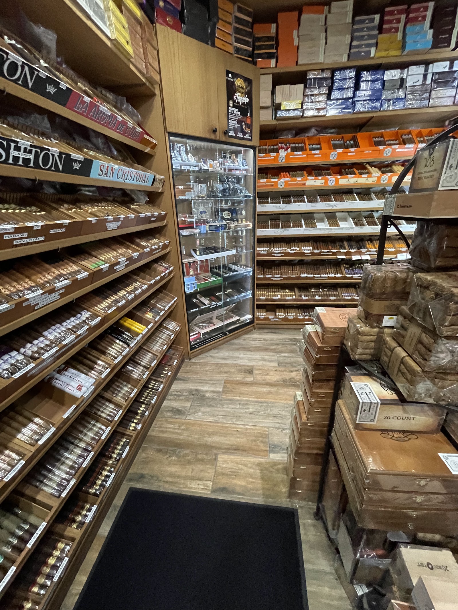 Churchill's Bistro & Cigar Bar (HQ) photo 6