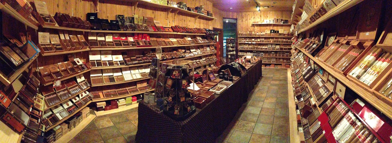 Churchill's Fine Cigars - Ahwatukee photo 5