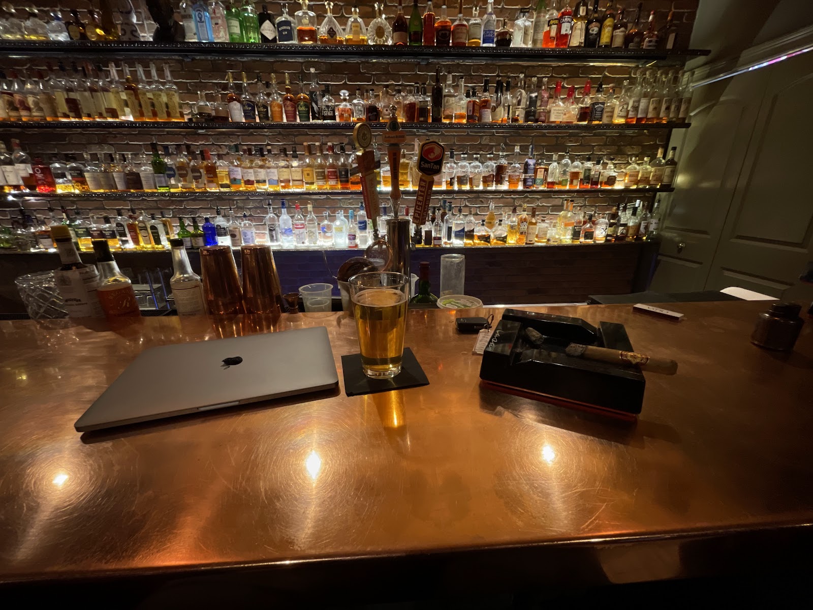 Churchill's Fine Cigars - Phoenix (HQ) photo 4