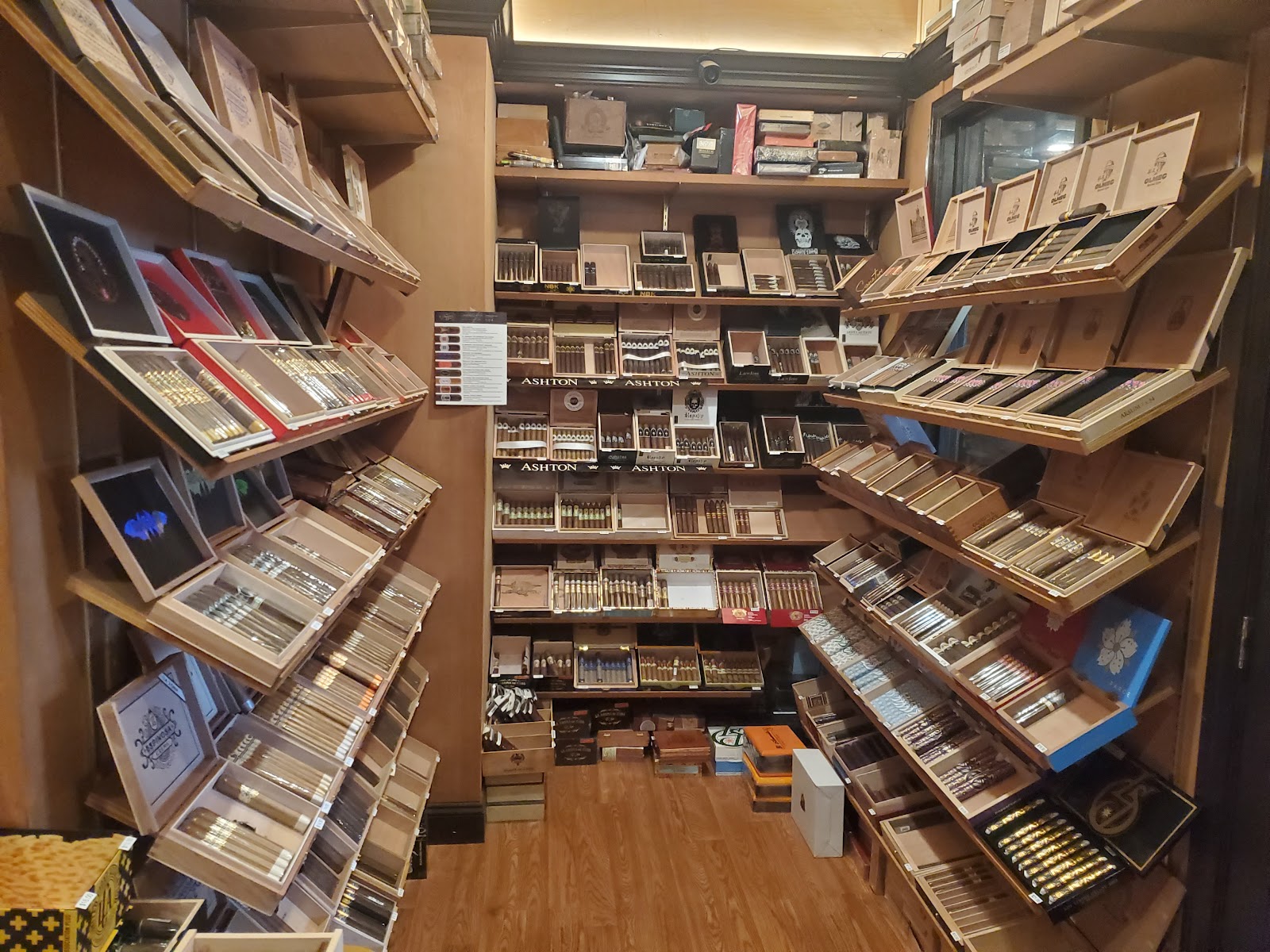 Cigar and Lounge photo 7