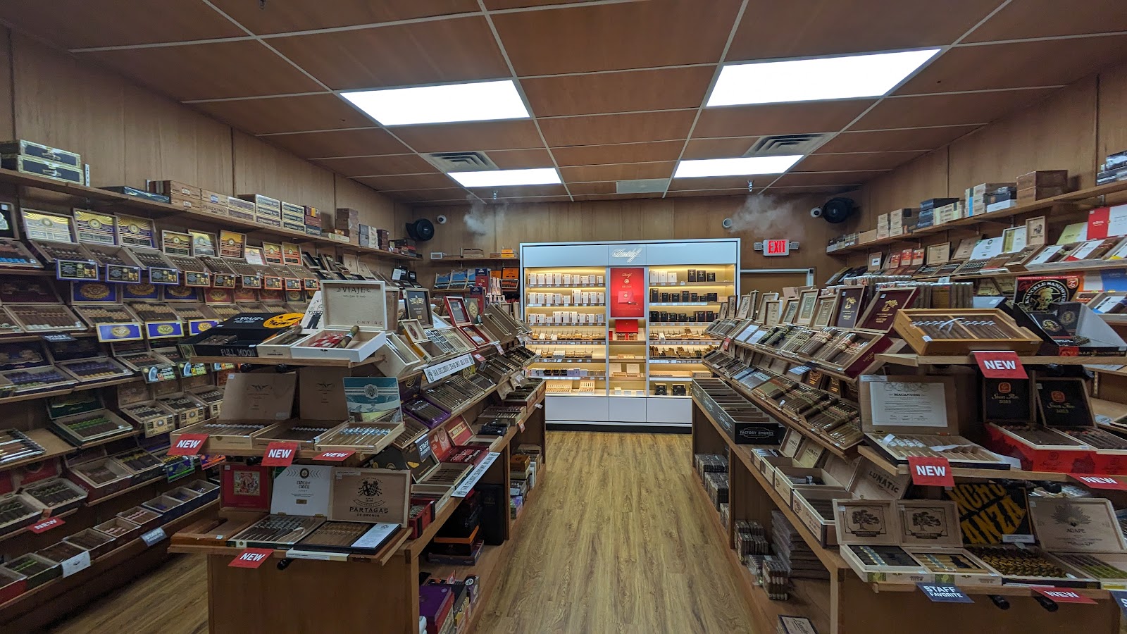 Cigar Barn by Anstead's Tobacco Co. (Garner) photo 2