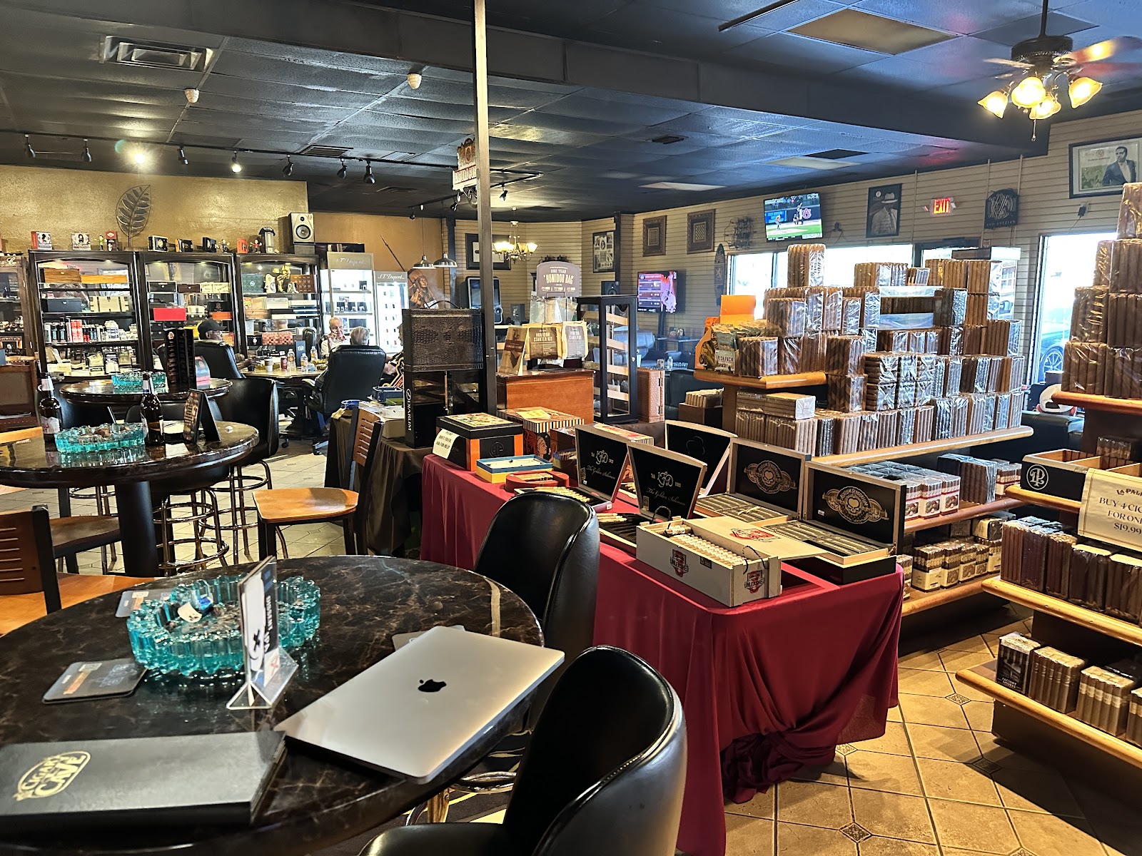 Cigar Cave Lounge photo 3