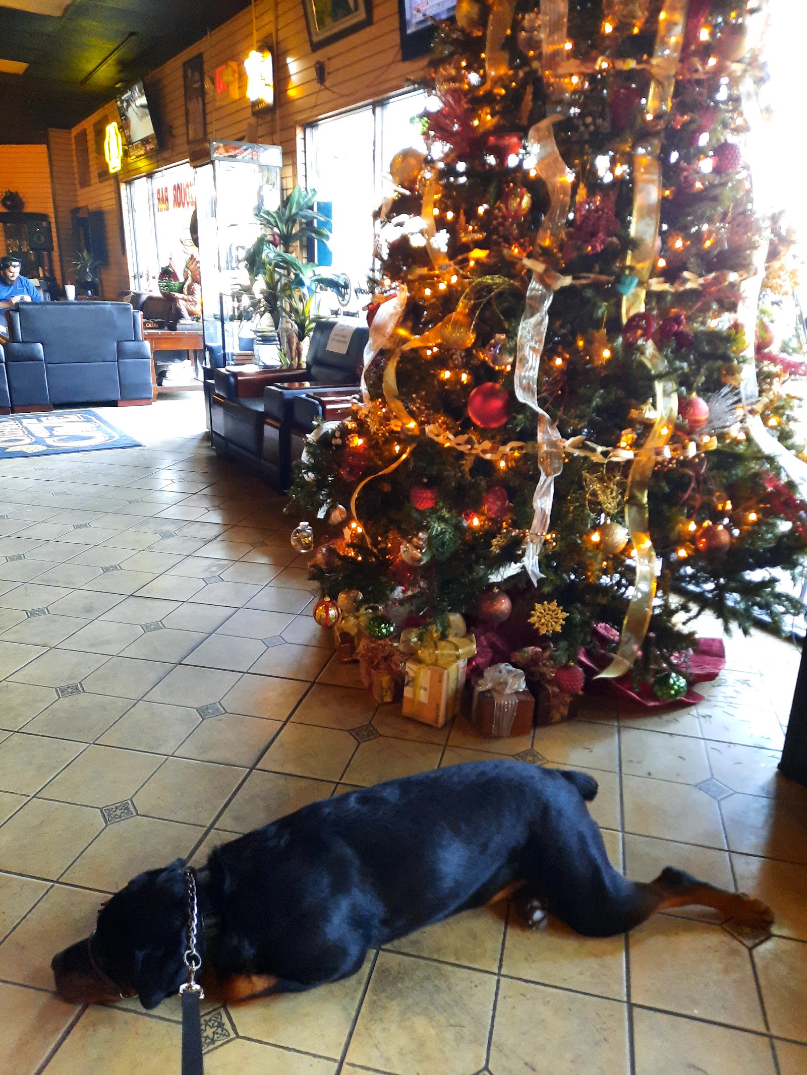 Cigar Cave Lounge photo 4