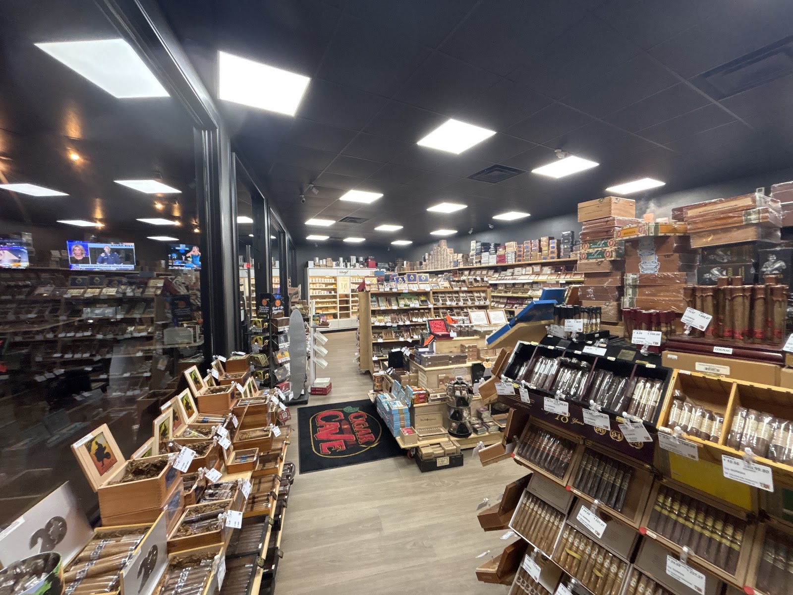 Cigar Cave Lounge photo 10