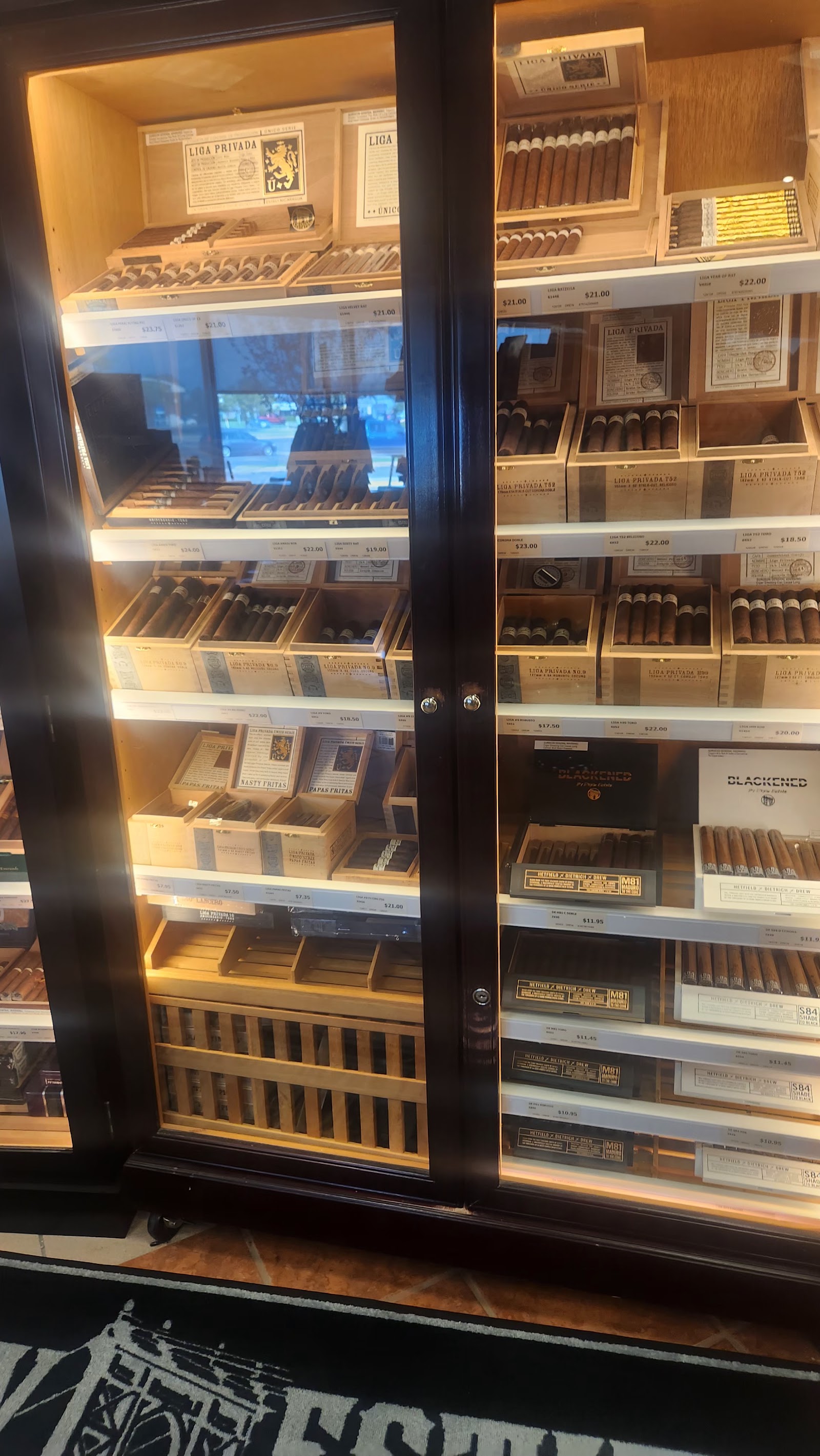 Cigar Chateau photo 6
