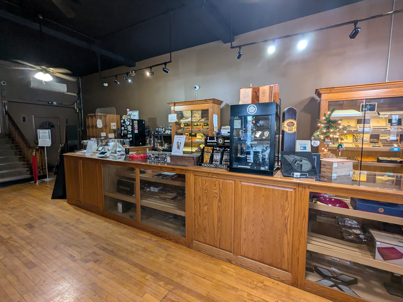 Cigar Cigars Ohio City photo 5