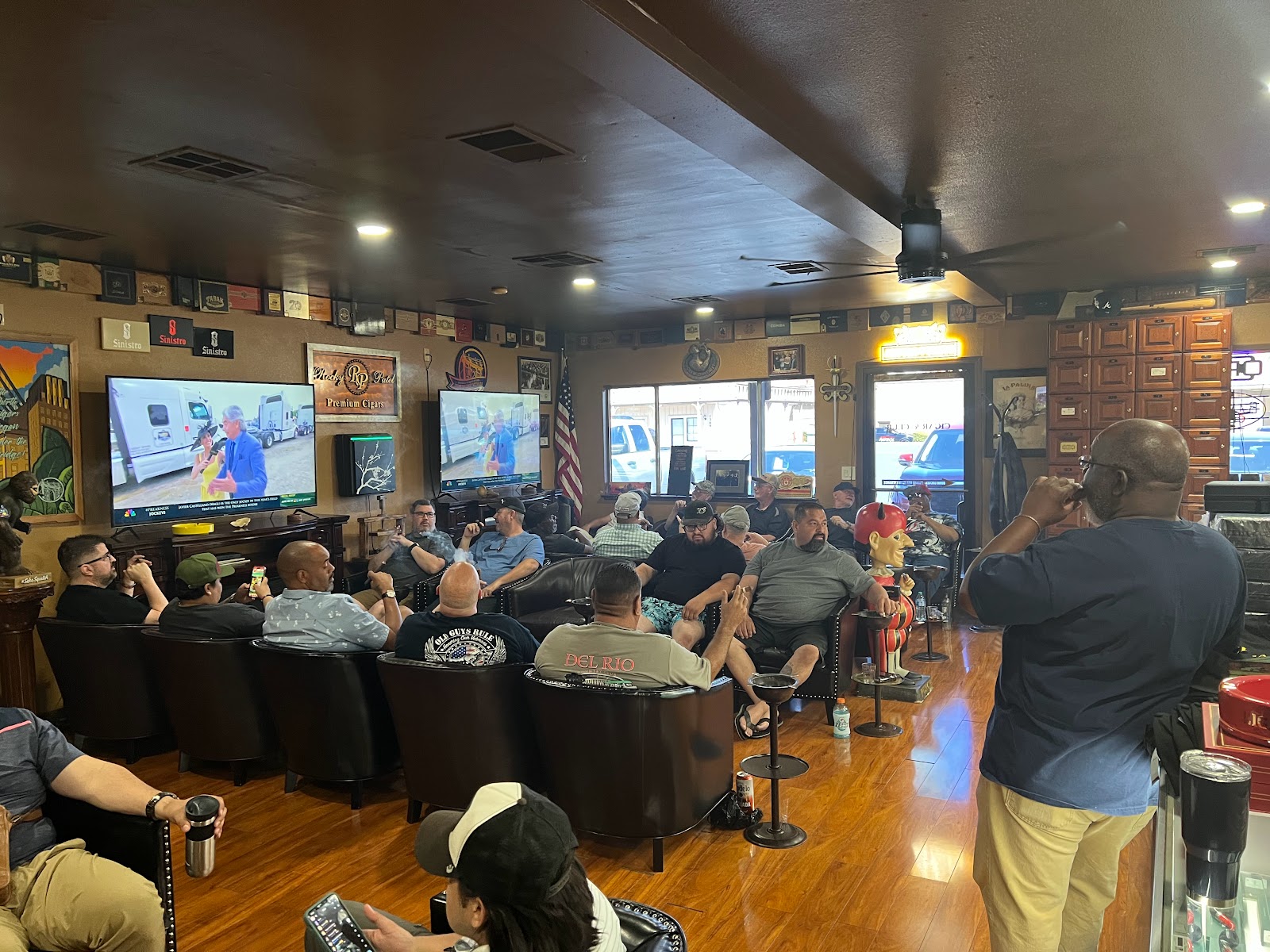 Cigar Club - Modesto, CA photo 4