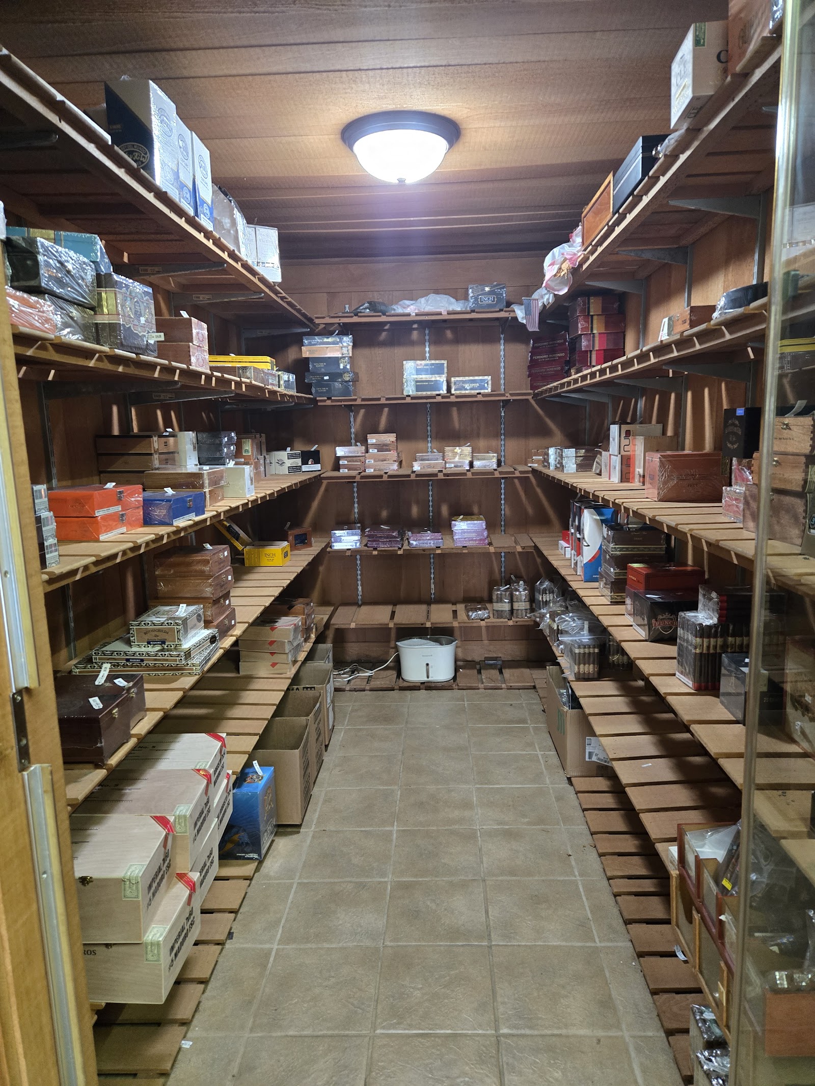 Cigar Haven photo 5