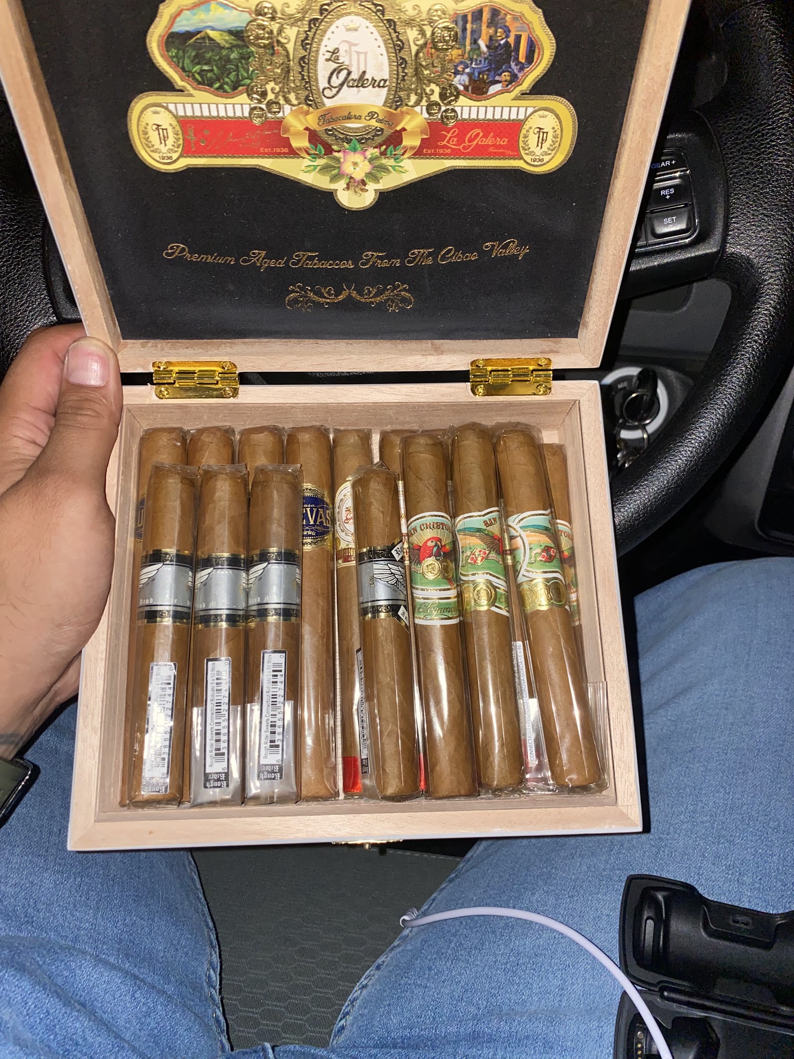 Cigar Monkey photo 3