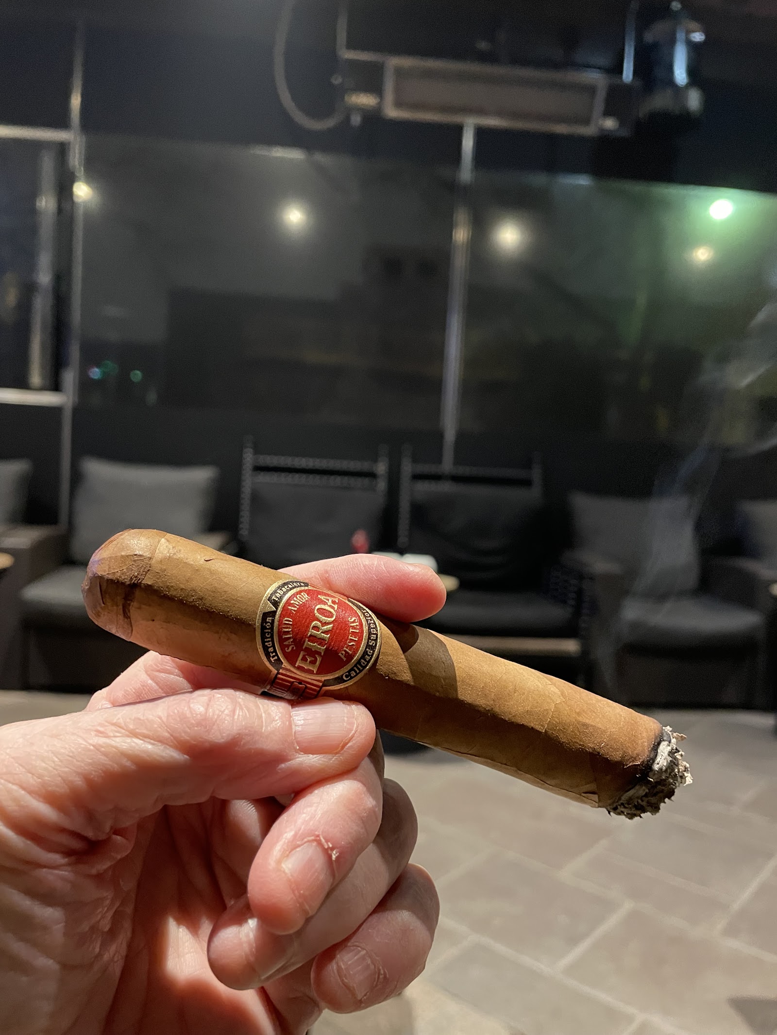 Cigar Oasis Oak Park photo 4