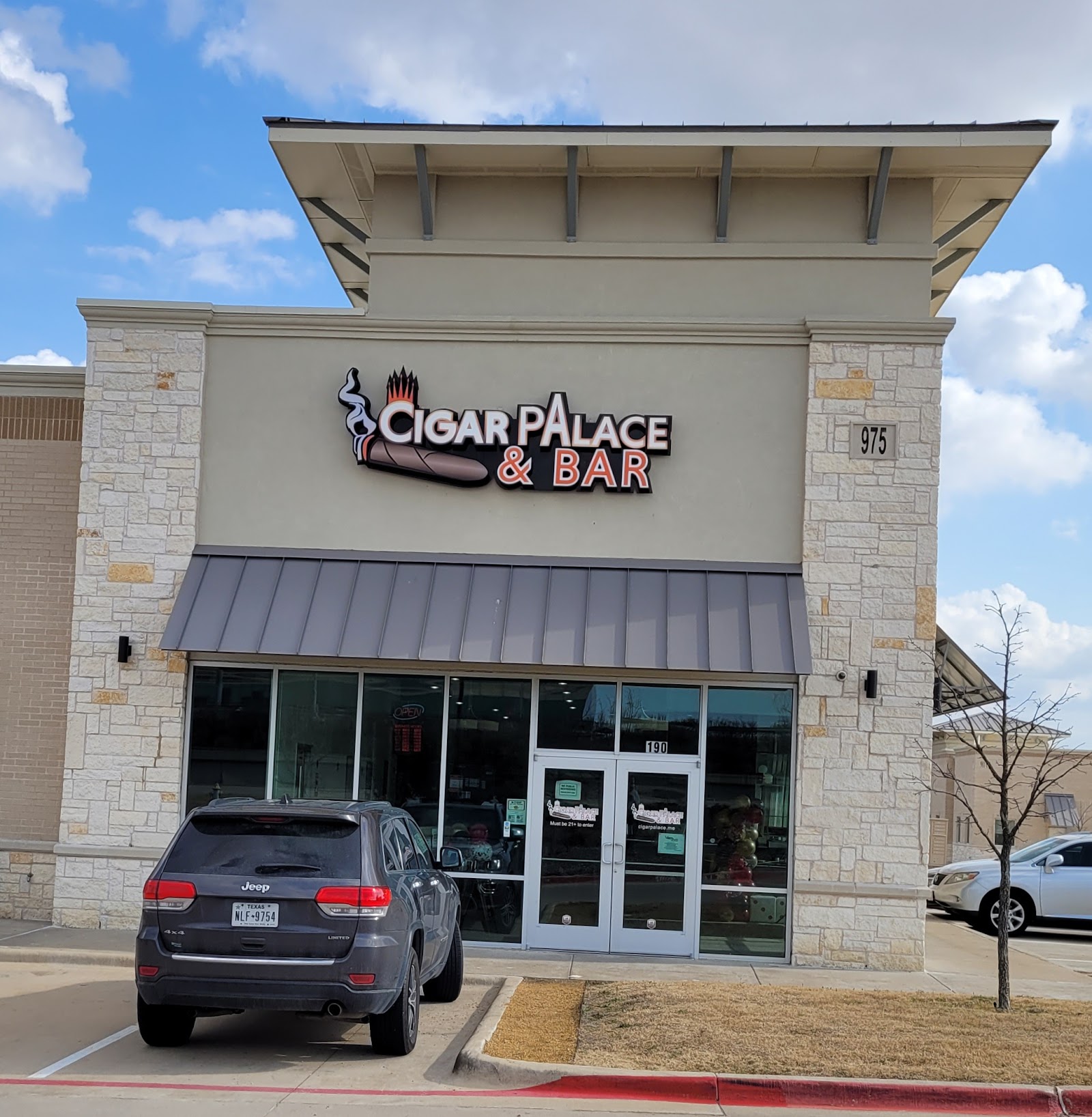Cigar Palace and Bar