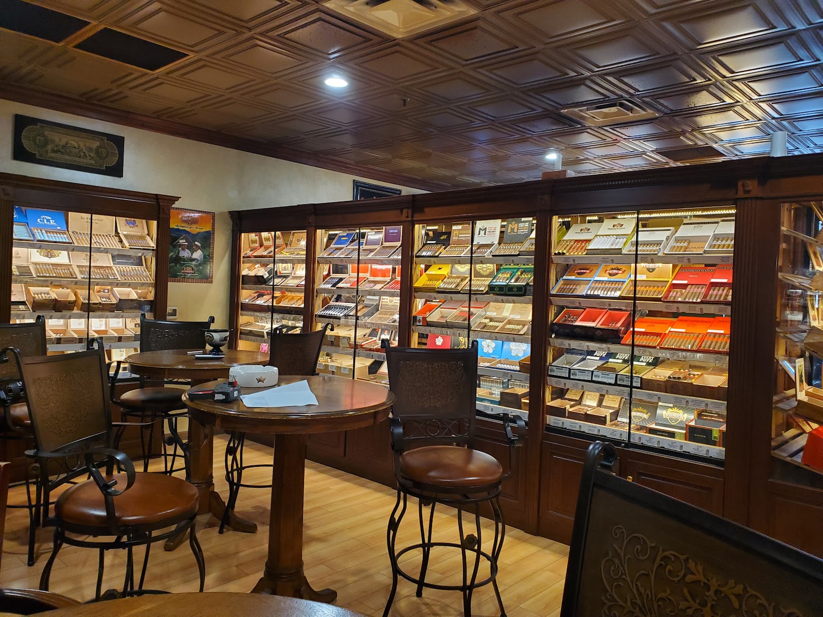Cigar Realm - Ashland, VA photo 5