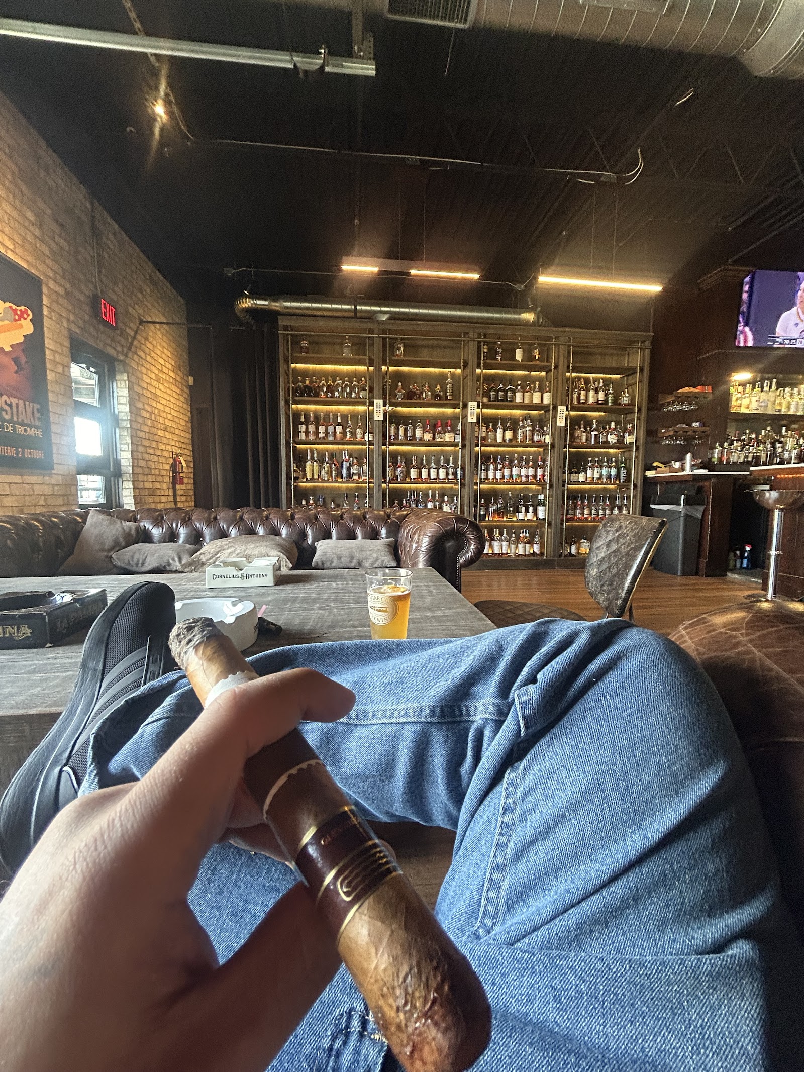 Cigar Republic photo 10