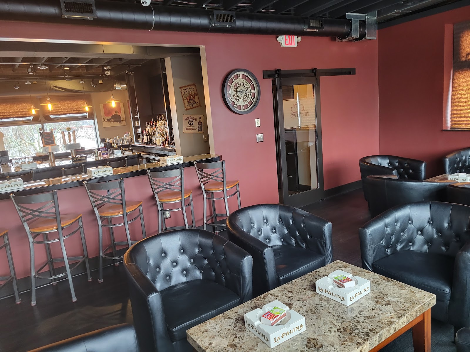 Cigar Room 2 - Agawam, MA photo 9