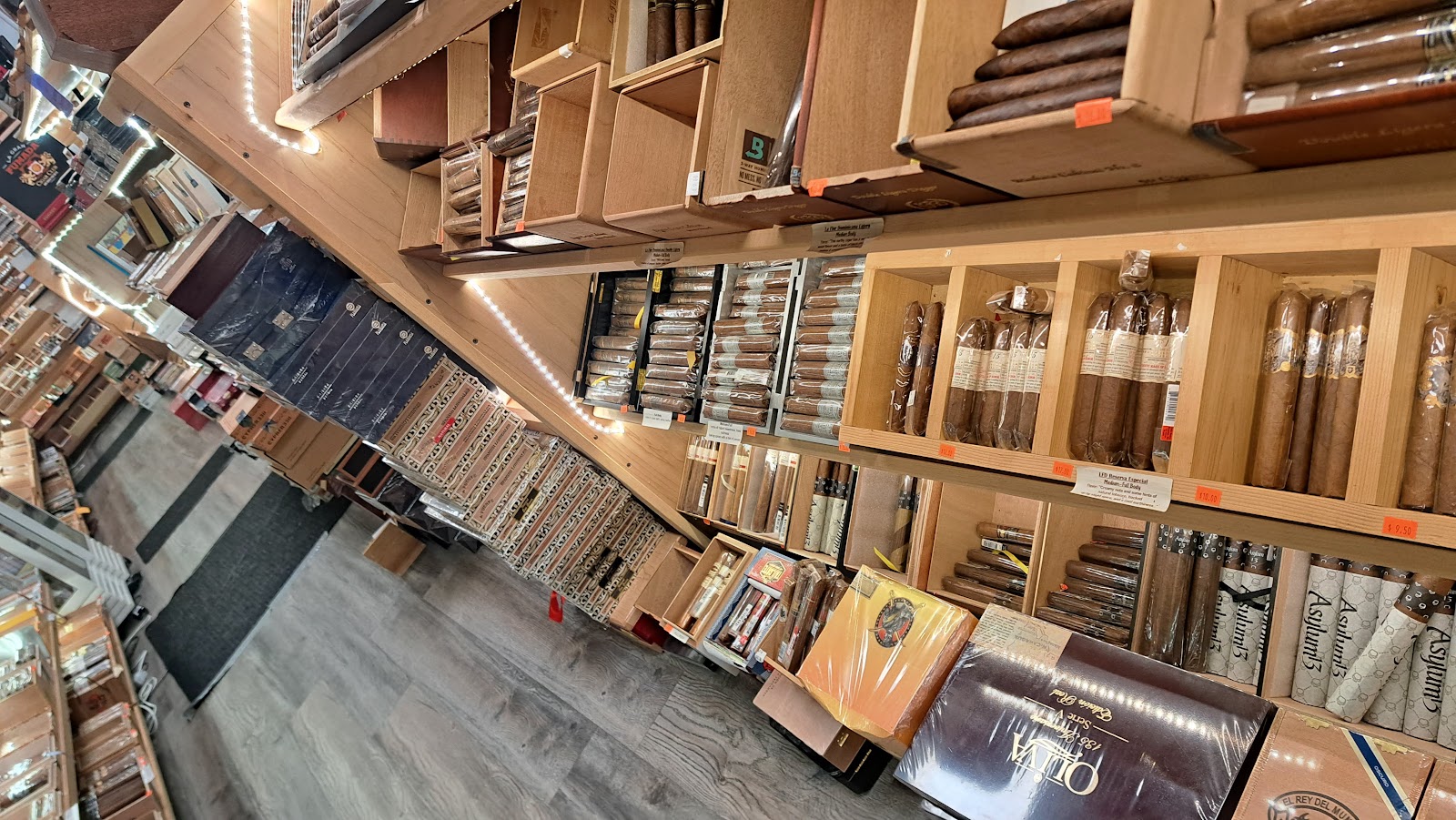 Cigar Sessions photo 3