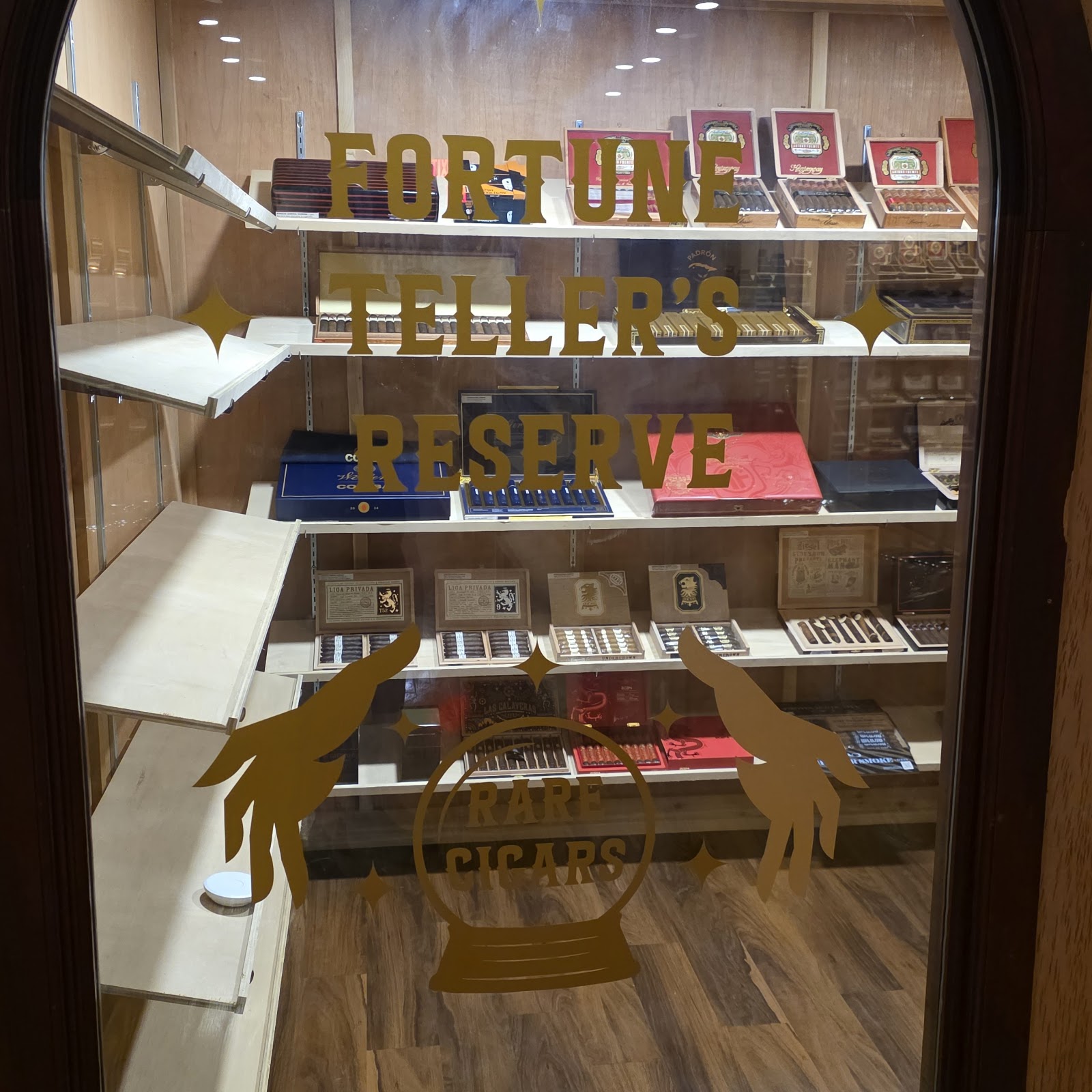 Cigar Smuggler photo 8