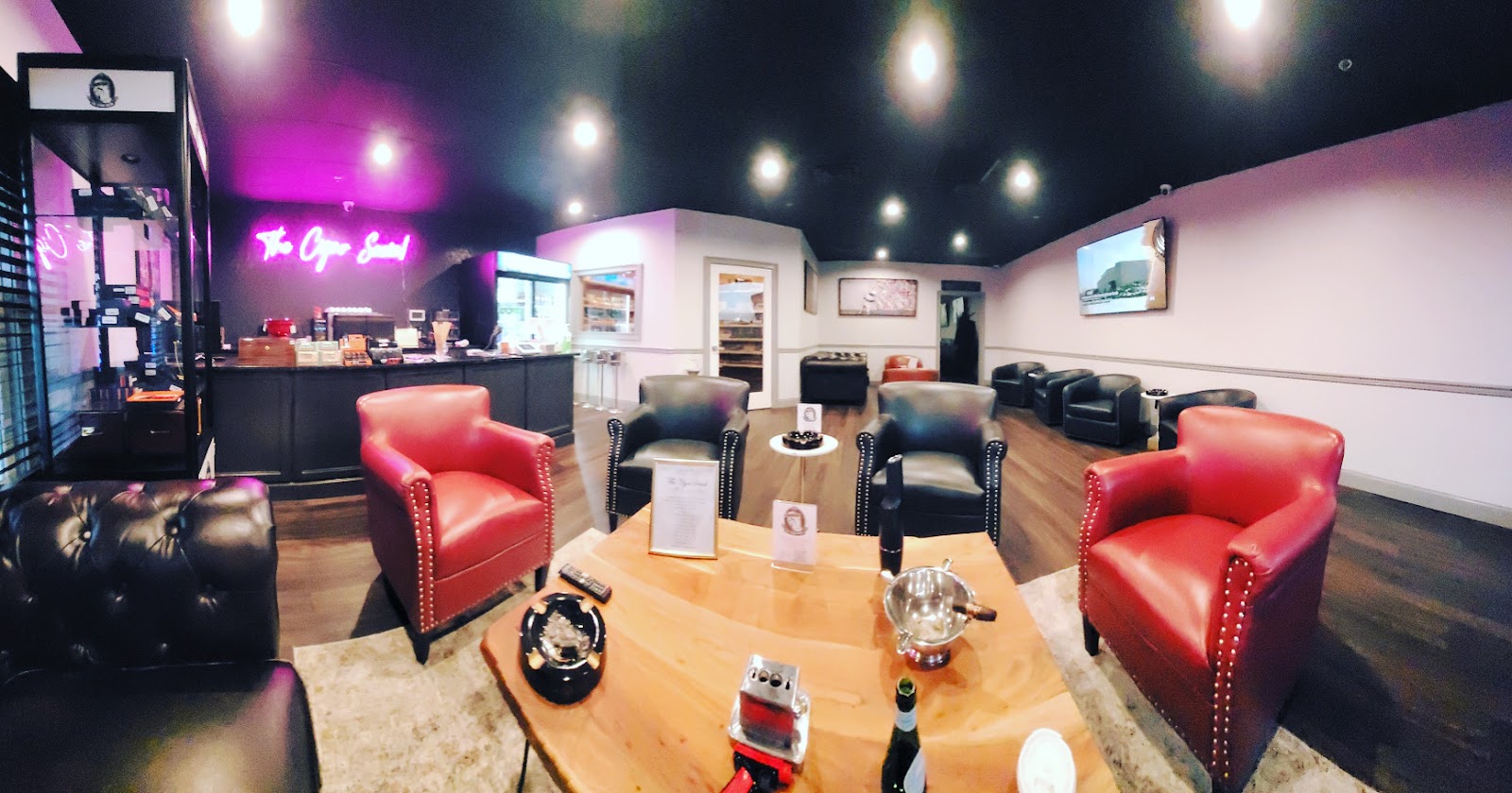 Cigar Social photo 2