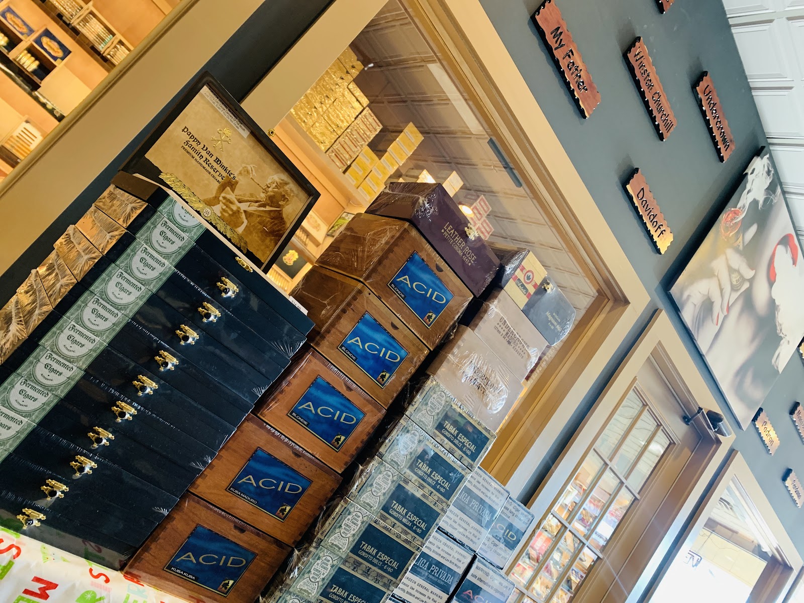Cigar Town and Lounge