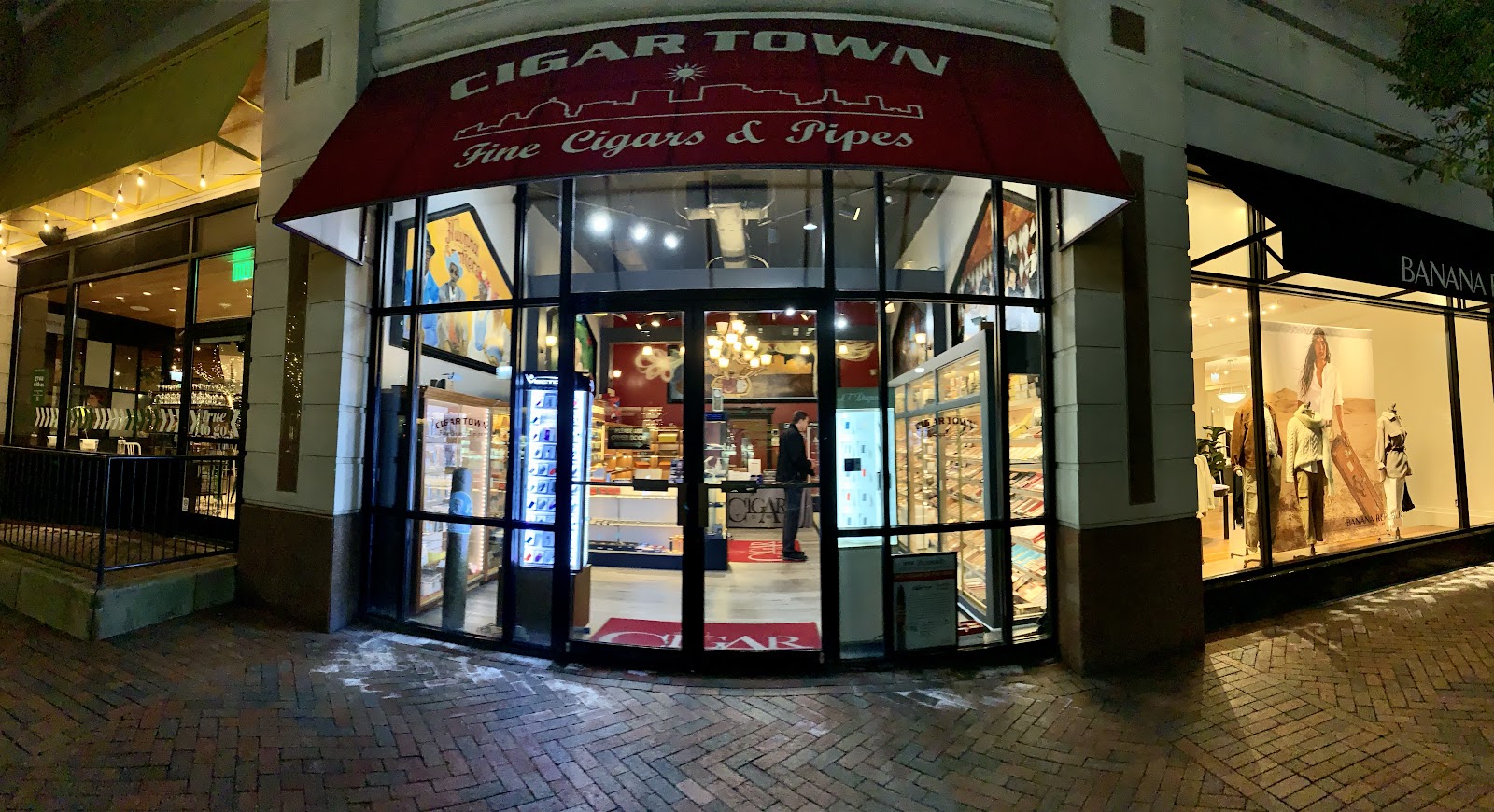 Cigar Town Reston