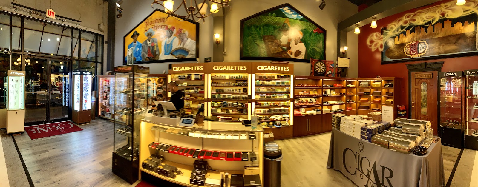 Cigar Town Reston photo 8