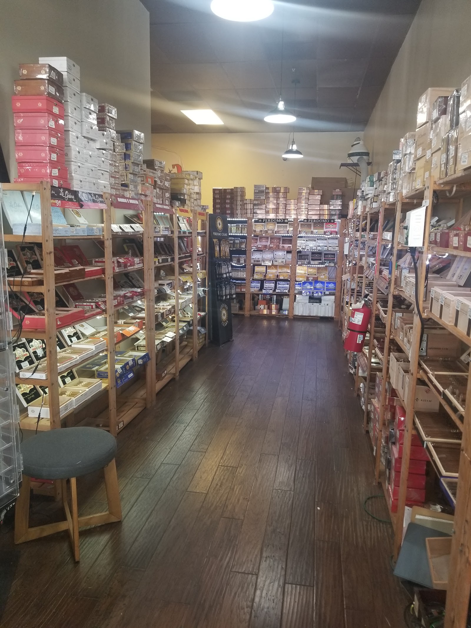 Cigar Warehouse (HQ) photo 3