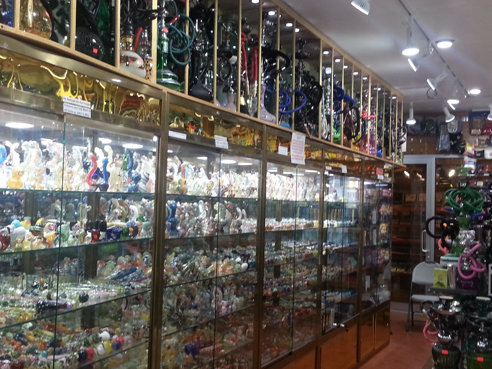 Cigar Warehouse Inc., dba Astoria Cigar Corner photo 2