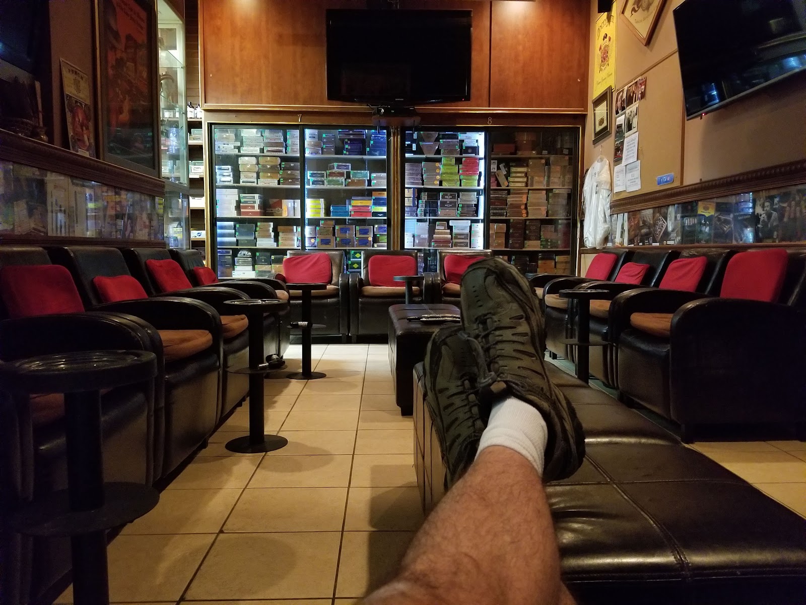 Cigar World of Ramsey photo 6