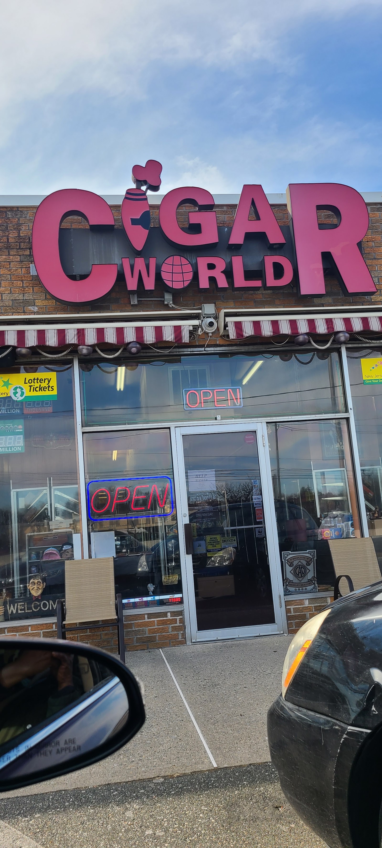 Cigar World of Ramsey photo 10