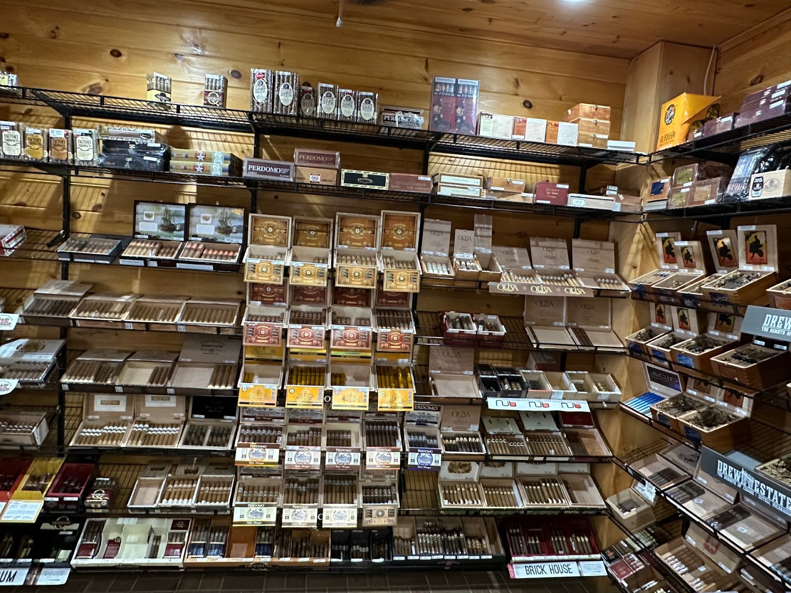 Cigaret Shopper #1 - Presque Isle photo 5