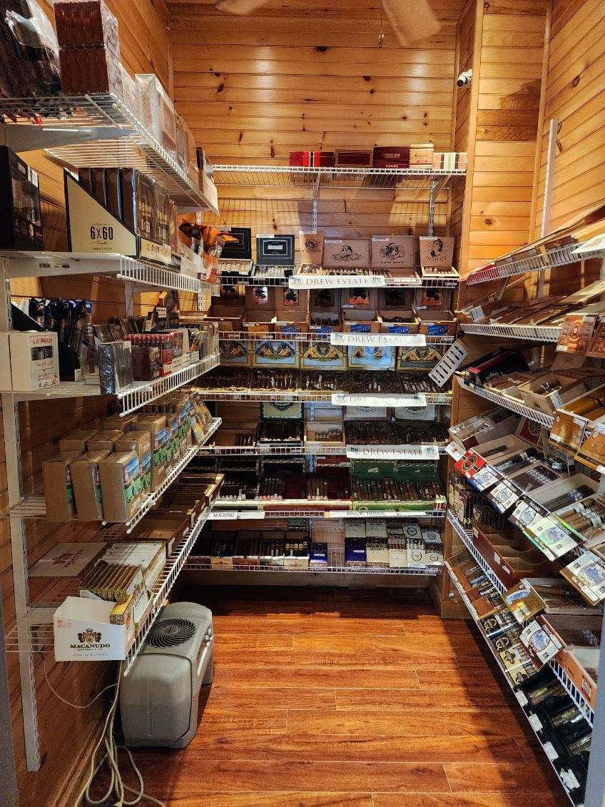 Cigaret Shopper #2 - Houlton photo 3