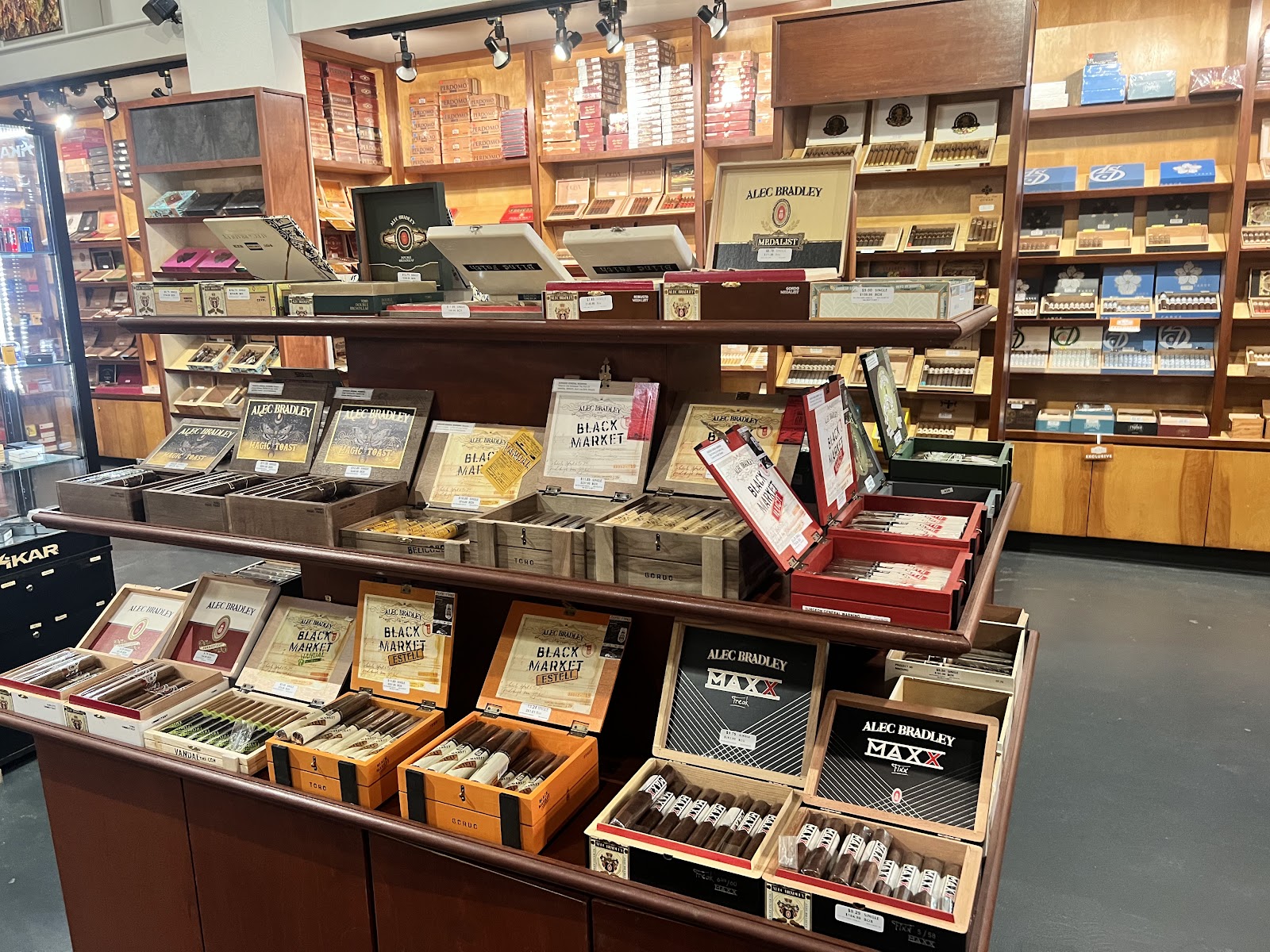 Cigars International - Bethlehem, PA photo 4