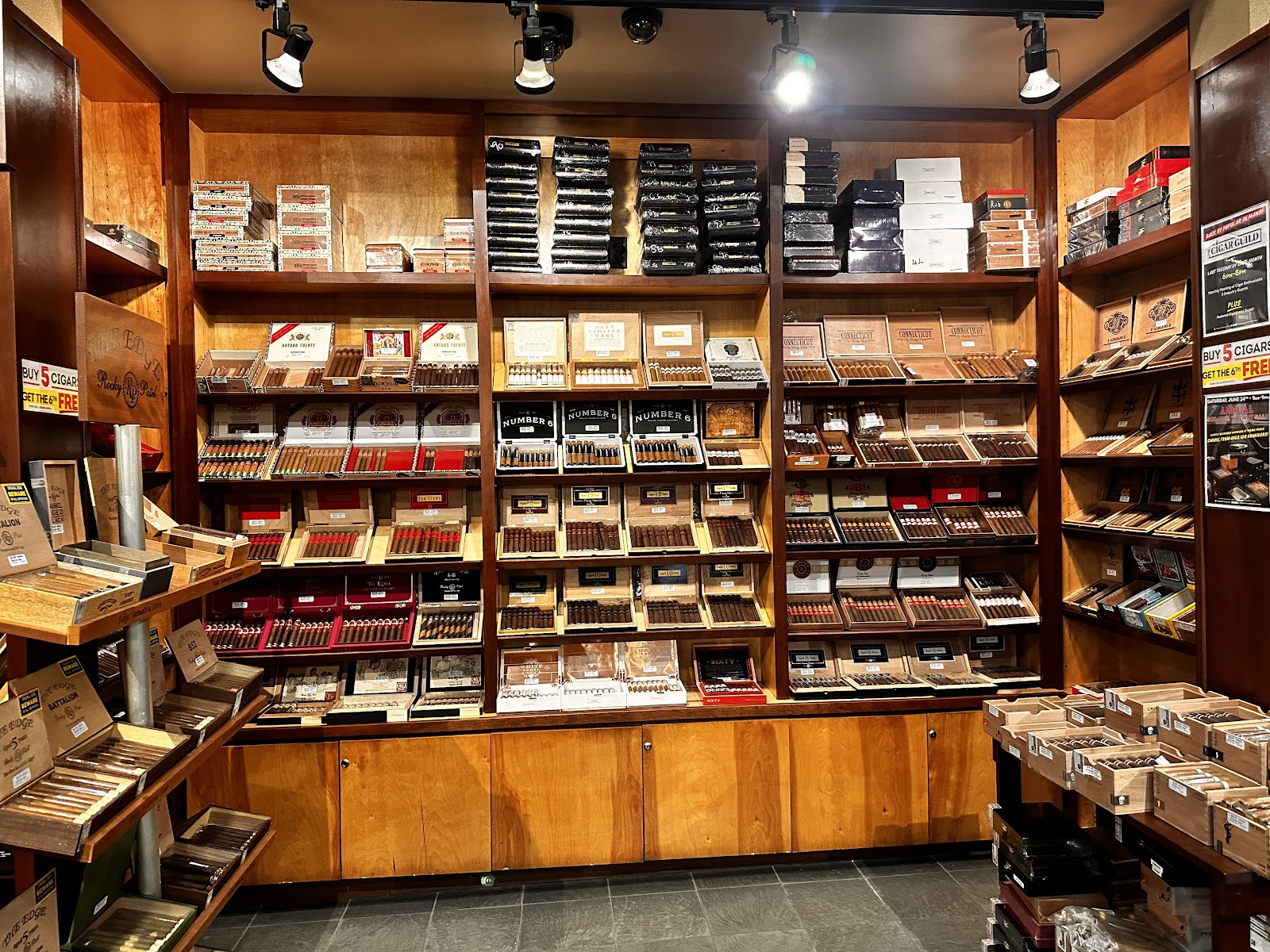 Cigars International - Bethlehem, PA photo 7