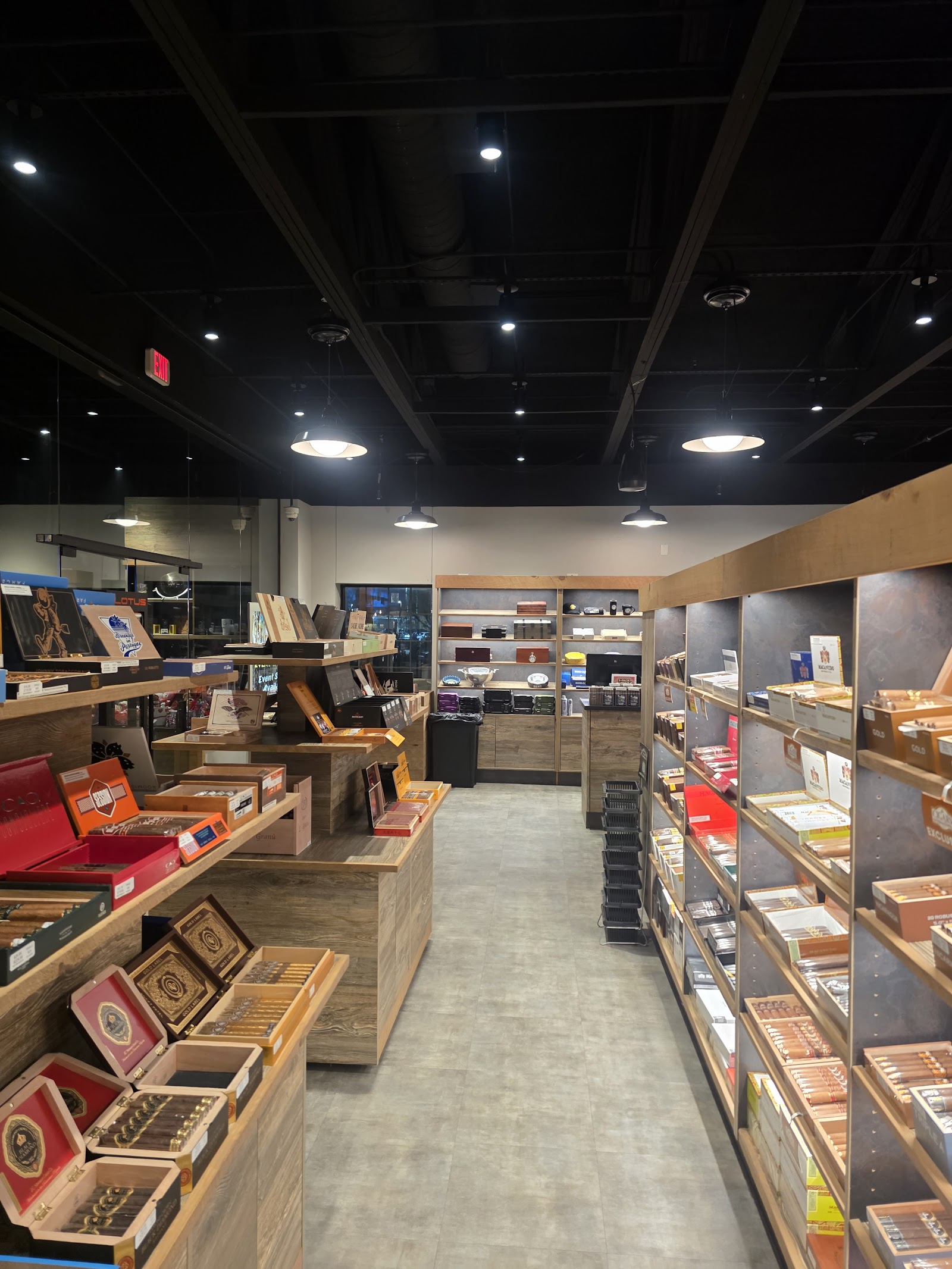 Cigars International - Katy, TX photo 7